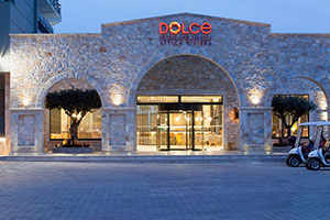 Exterior 1